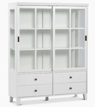 Gustav-vitriini jaloilla